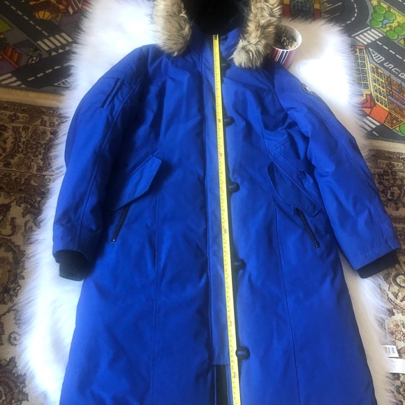 Women’s winter jacket - Picture 9 of 12
